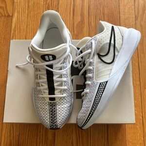 Nike Sabrina 1 - Photon Dust, Anthracite Athletic Shoes - Women’s 8.5 / Men’s 7